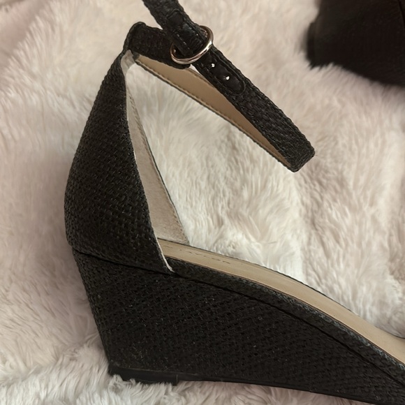 Ann Taylor sandles - Picture 4 of 5